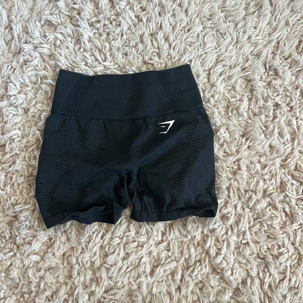 gymshark biker shorts black